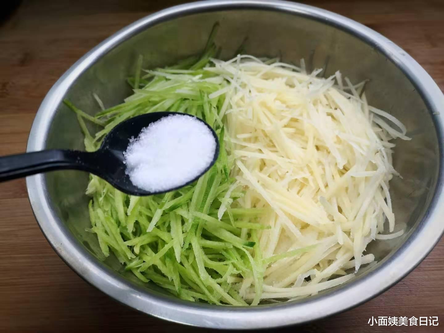 萝卜|天冷吃它，比吃肉强，热量超级低，咬一口满满都是料，比肉都香！