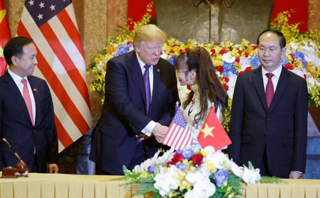 越南|南海又传来大消息，美国制裁一举打中越南七寸，这次别想再跑