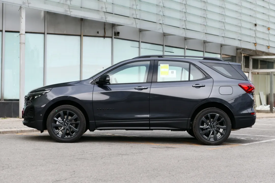 雪佛兰|新款探界者实拍:前脸焕然一新,全黑外观套件帅炸