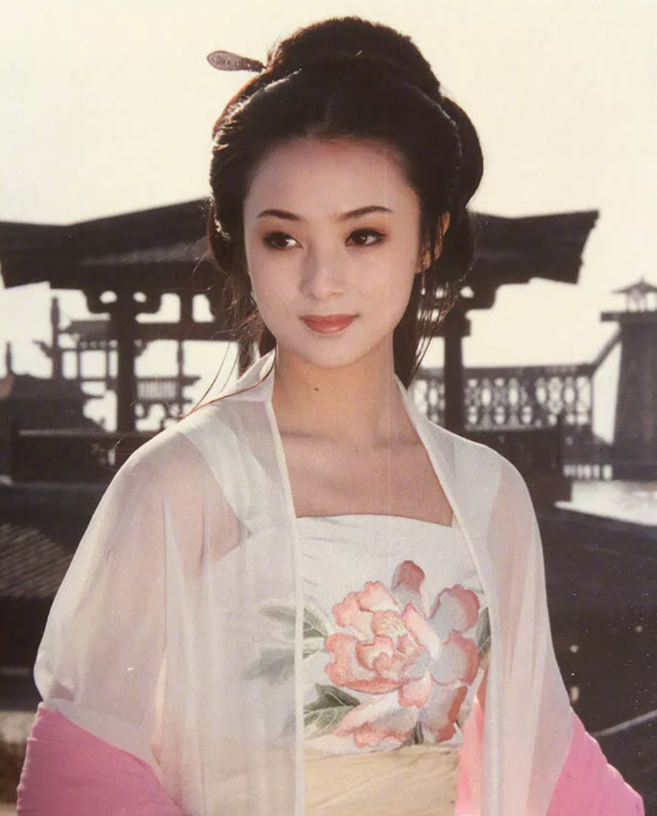 西施|谁演的西施最美？60后董智芝70后蒋勤勤, 80后佟丽娅90后欧阳娜娜
