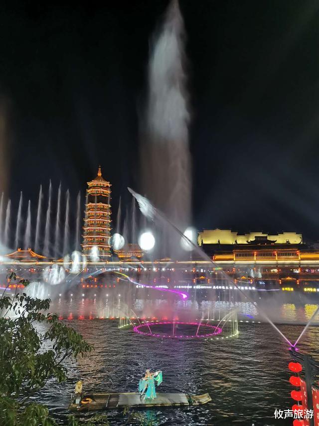 古镇|耗时4年尚未完工,太湖这个半成品景区,为什么依然游客如织?