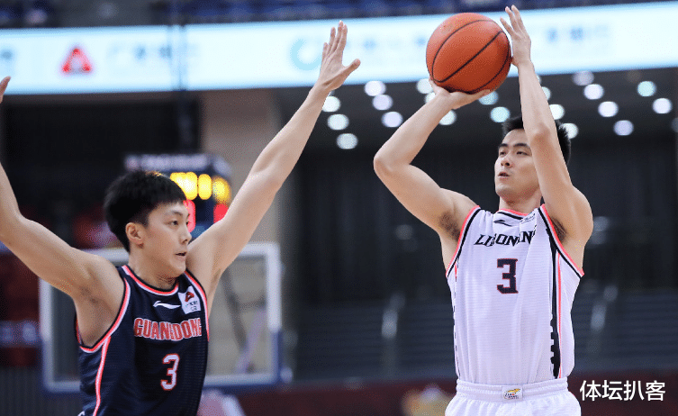 广东男篮|广东队输球揪出最大罪人！赛后遭球迷狂批，名记质疑故意放水