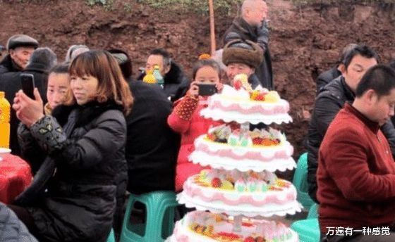 农村俗语“好男有毛别有三, 好女有膘别有四”, 说的什么意思?