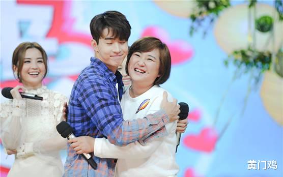 赵丽颖|快乐大本营选常驻新人，杨幂、baby、赵丽颖公司抢夺名额