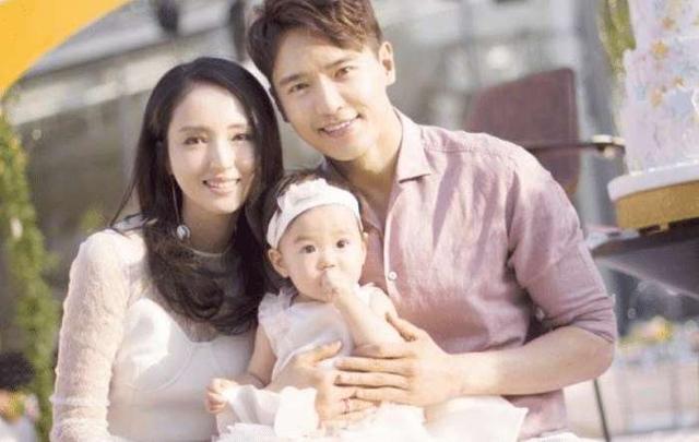 明星|他为唐嫣抛弃糟糠之妻,跟唐嫣产生感情却没法结婚,转身就娶了她闺蜜