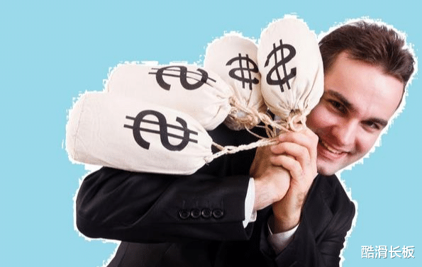 『生肖』请6个同事吃饭,变10人桌,我就只买5人单,职场远离“渣”同事