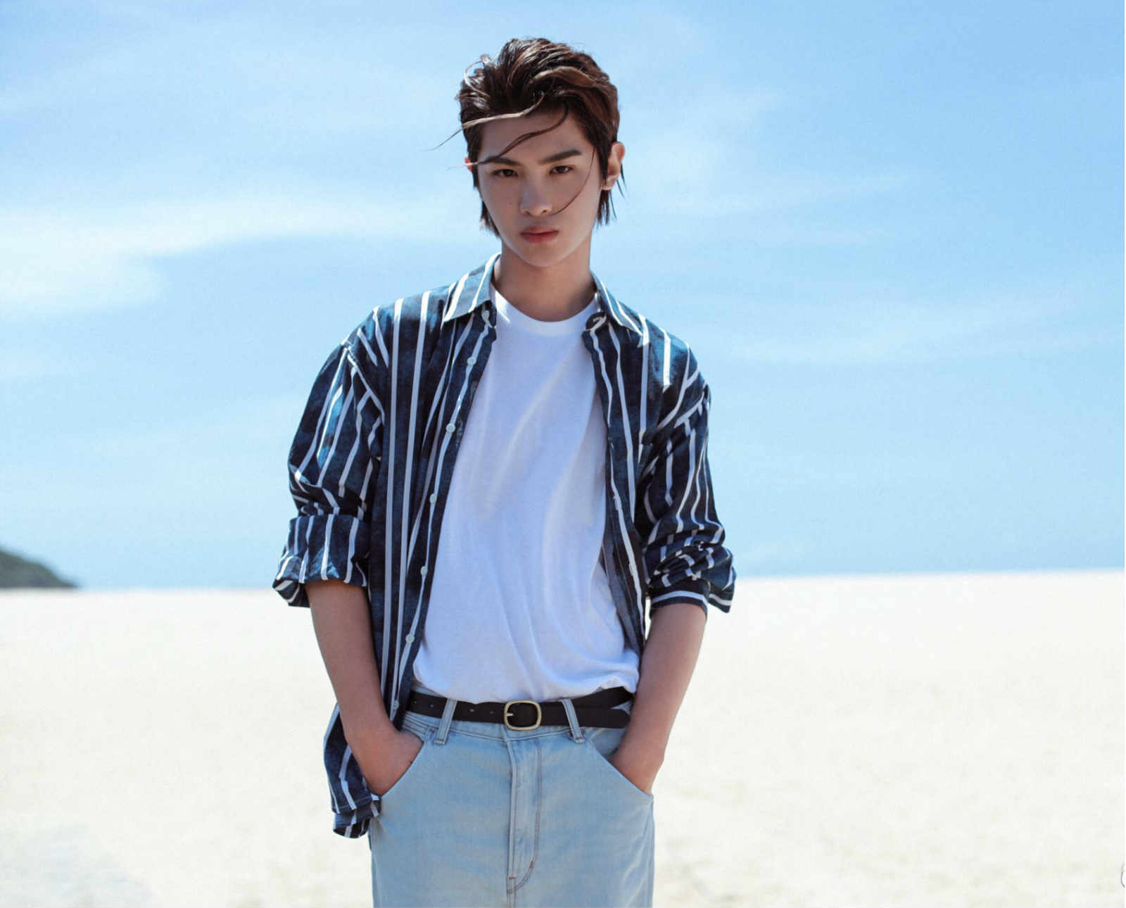 王一博|乐华全员钢铁直男：王一博抱手避嫌，黄明昊说游戏比恋爱重要