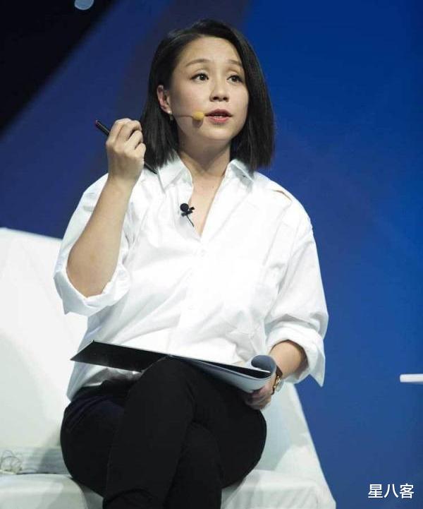 「刘亦菲」杨超越爆料哇唧唧哇工资低，按时发放五险一金的养老公司不多见了