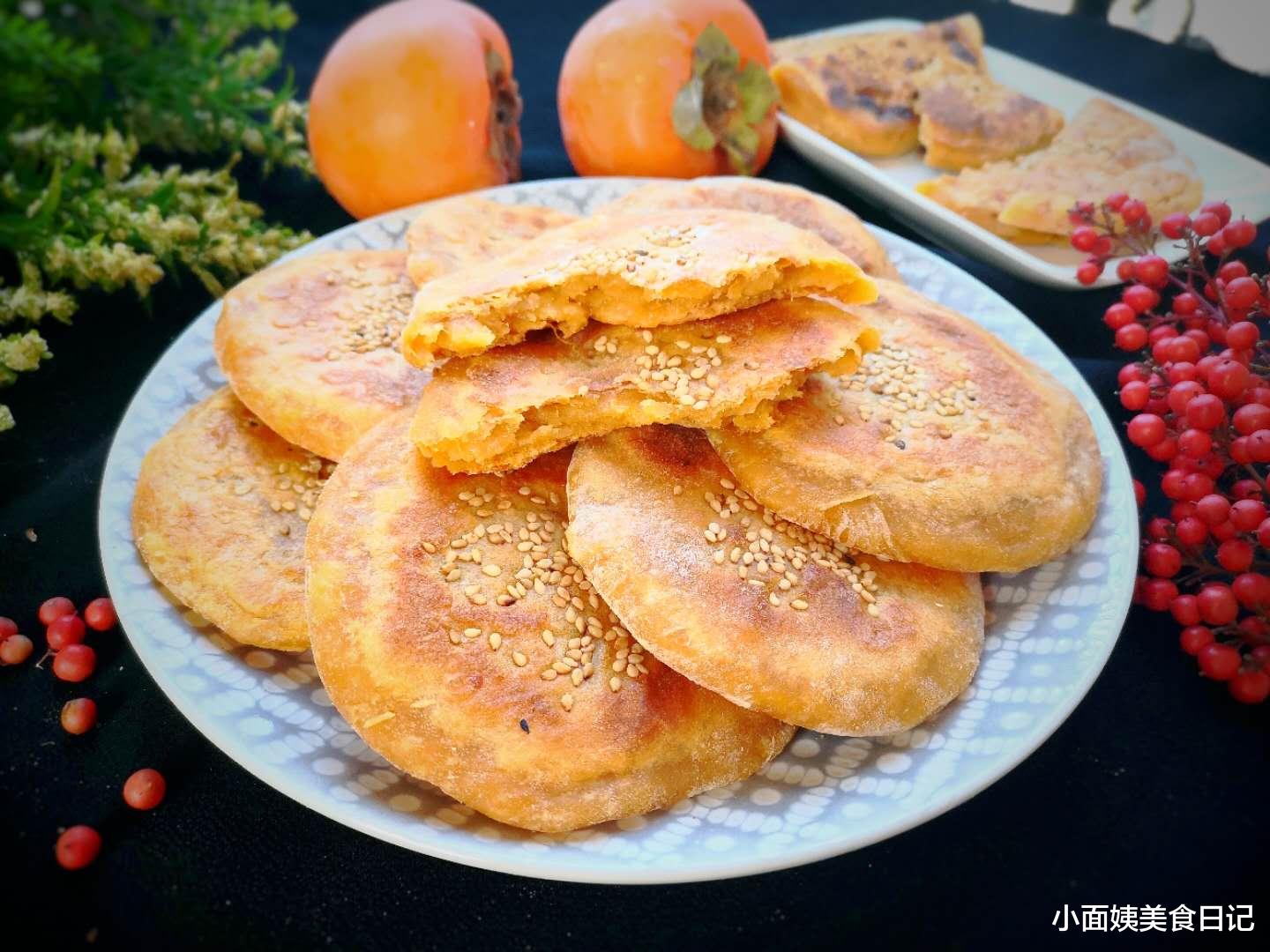 柿子|这水果现在正当季，遇到别错过，一次买10斤存起来，做饼特香甜！