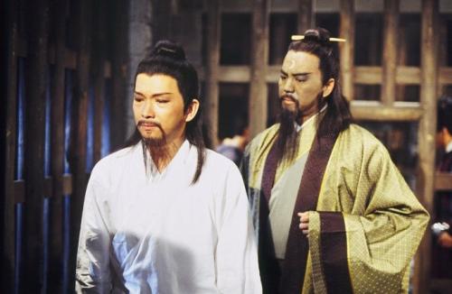 『包拯』公孙策是“在世诸葛亮”，包拯为啥要亲手杀死他？百姓：杀得好