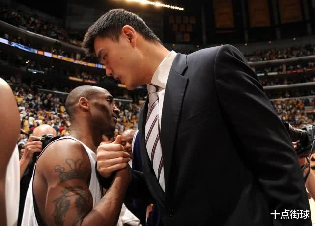 【姚明】如果2004年姚明加盟湖人会怎样？禅师多年后仍然不解：他竟然拒绝总冠军！