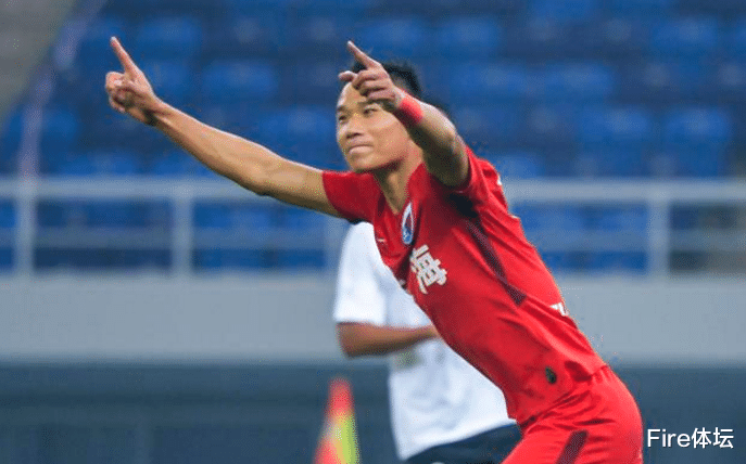 中超|中超头号黑马捡到宝！引进三大新援没花一分钱，或成争冠搅局者