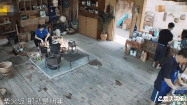 黄磊|黄磊不小心说漏嘴:下季《向往生活》将换嘉宾?导演圆场都来不及