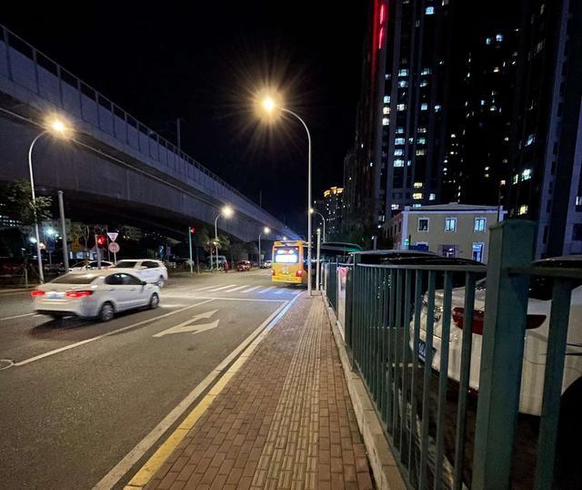 苹果|花费六个小时抢个苹果手机值不值，哈尔滨政府消费券是真香