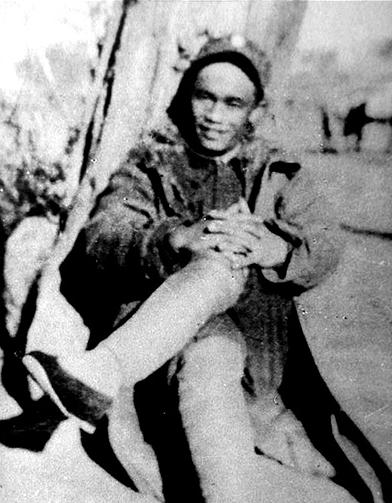 |55年他嫌军衔低,要把勋章挂狗尾巴上,遭林总痛批,主席却提拔他