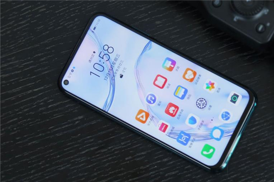 华为Nova|性价比不高的华为nova系列，如何赢得广大年轻人的芳心？