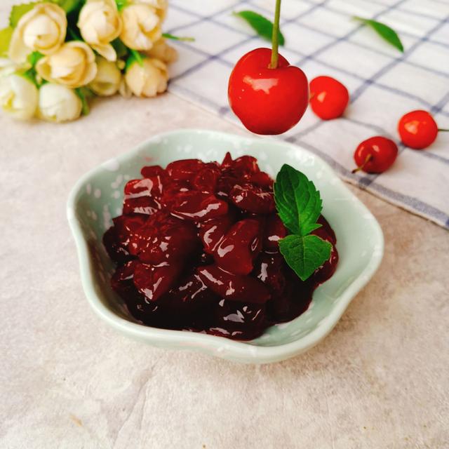 [水果]夏季遇到这碱性水果别手软，营养高味道好，别不懂吃，现在正当季