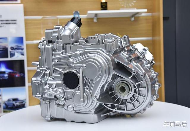 新哈弗h6|看到全新哈弗H6内饰后，我感觉它的销冠宝位又稳了