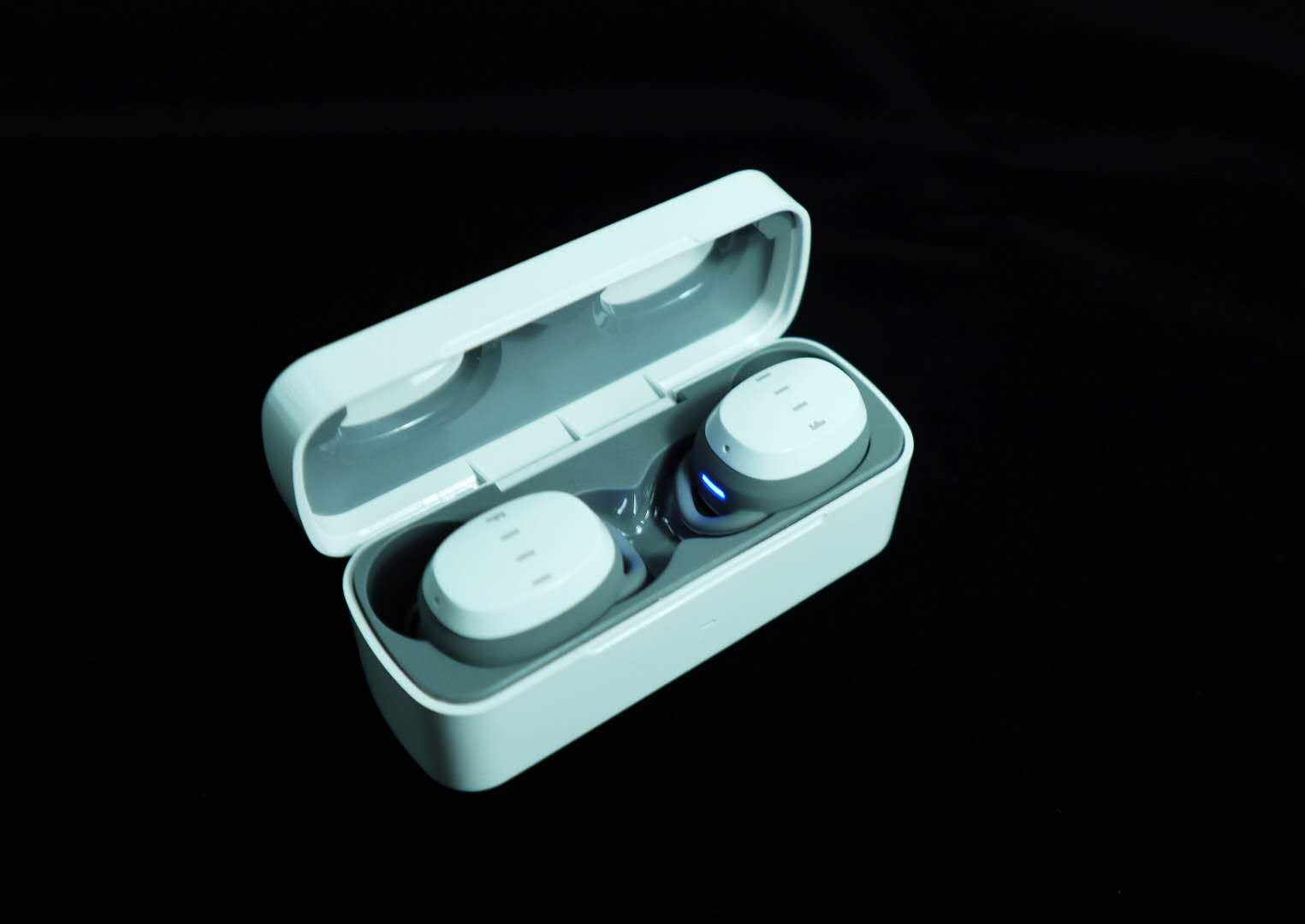 蓝牙耳机|温润如玉，手感丝滑——FIIL T1 XS蓝牙耳机实测！