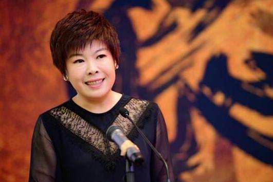 于丹|从国学大师到被轰下台，如今无人问津的于丹，到底做错了什么？