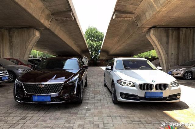 大众汽车▲49万买凯迪拉克CT6，遇到开宝马5系的老同学，两人同时揭开引擎盖