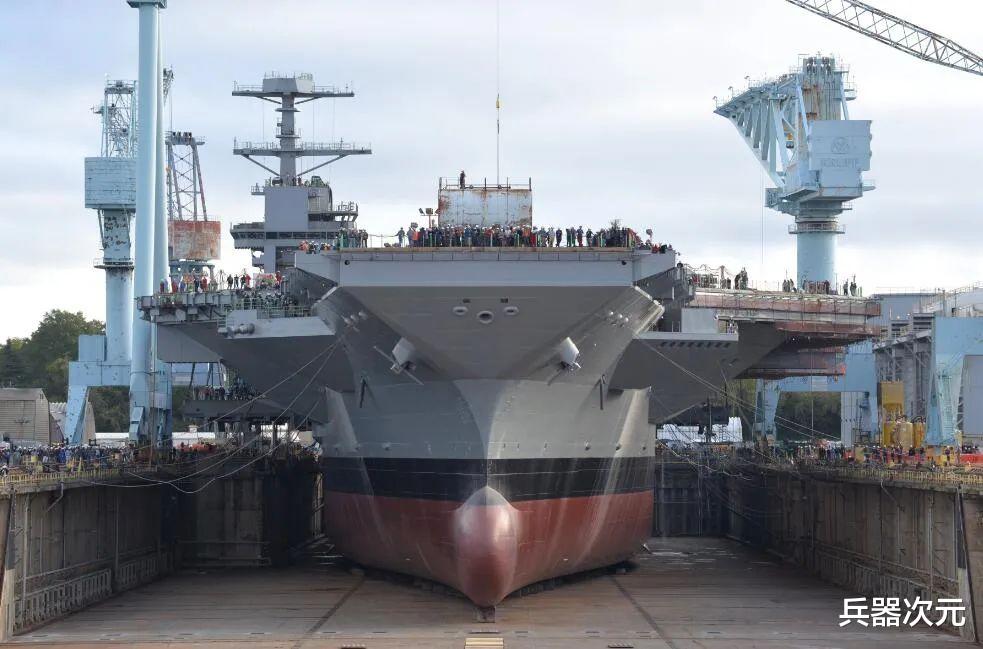 军舰|全舰紧急疏散！美国核动力航母突然着火，海军9天连烧3艘军舰