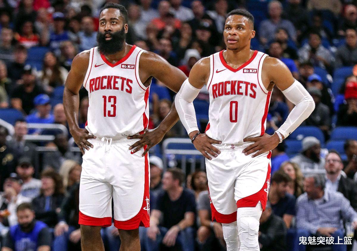 #火箭队#乱了！15+13内线巨星不提前续约将被摆上货架，火箭三巨头机会来了！