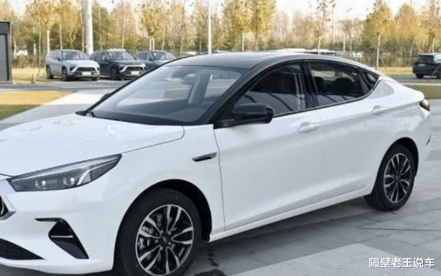 「本田皓影」这才是人生第一款运动轿跑,德系品质,四轮独悬,仅售5.88w