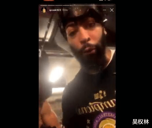 安东尼·戴维斯|回来了!湖人抵达洛城,浓眉做出留队承诺,老詹,让奖杯休息会吧