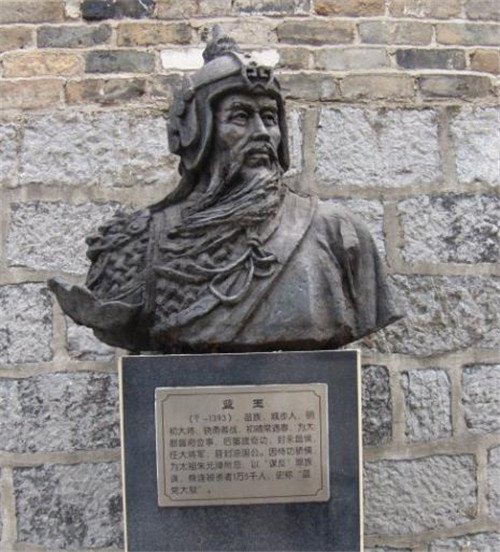 [朱元璋]蓝玉下场有多凄凉？朱元璋格外开恩后，才给女儿留下一张“人皮”