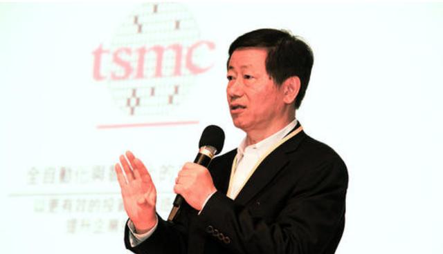 华为：坏消息！特朗普宣布新规定，台积电、高通飞来横祸，华为何去何从