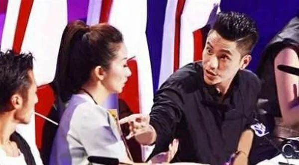 陈坤|2013年陈坤将耳机砸向谢霆锋,后再无同台,当时发生了什么?