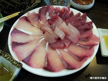 『肺癌』我国是癌症大国，有几个省份中招容易高发六大癌症，预防最重要