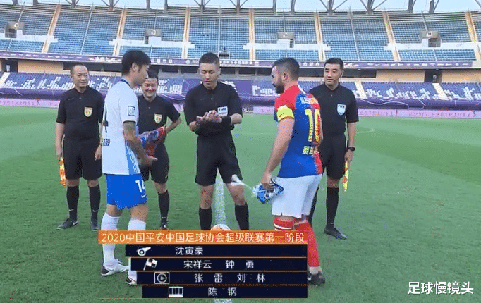 中超|2-0！中超劲旅9分钟2球踢疯了，功臣滑跪庆祝，泰达主帅无奈