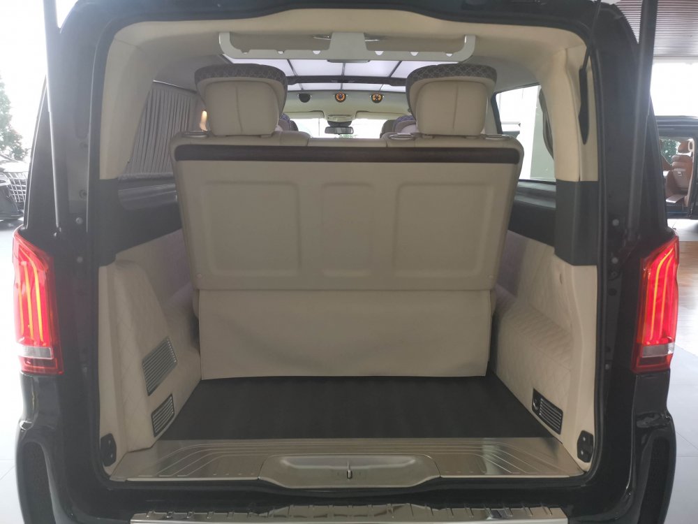 【奔驰】新款奔驰VS680七座 让出行变成一种享受