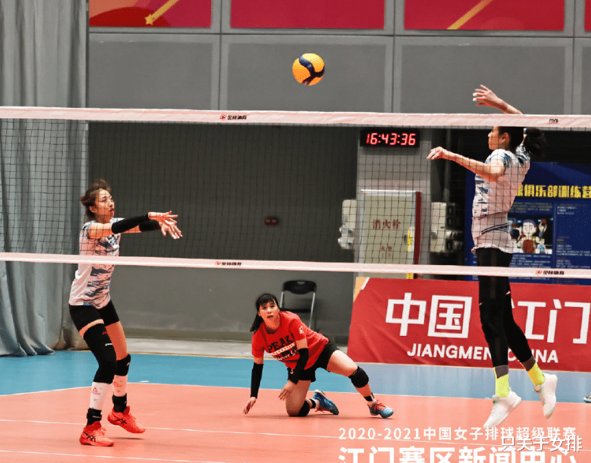 颜妮|二八连线重出江湖，颜妮大马金刀显豪迈，对决朱婷胜负难料