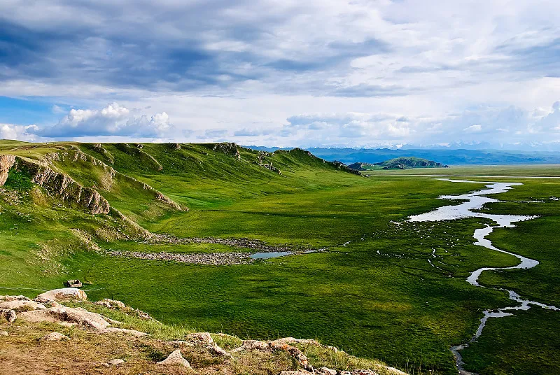 新疆维吾尔自治区|世界唯一能看到九个太阳的地方，已迎来最美季节！必须要去一次！