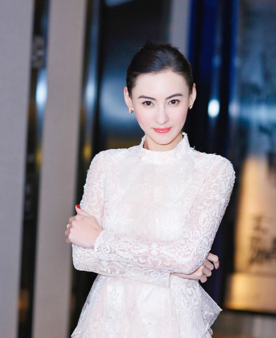 【张柏芝】揭开“玉女”张柏芝的混乱情史，保证让你大开眼界！