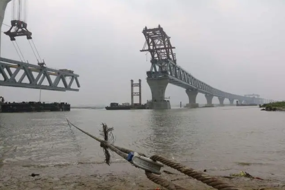 中國援助孟加拉“夢想之橋”合龍，印度記者眼紅：為何不是給我們-圖2