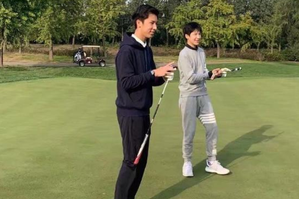 乐珈彤|43岁“梦萍”被老公宠成公主,比起赵薇林心如,不红的她才是赢家