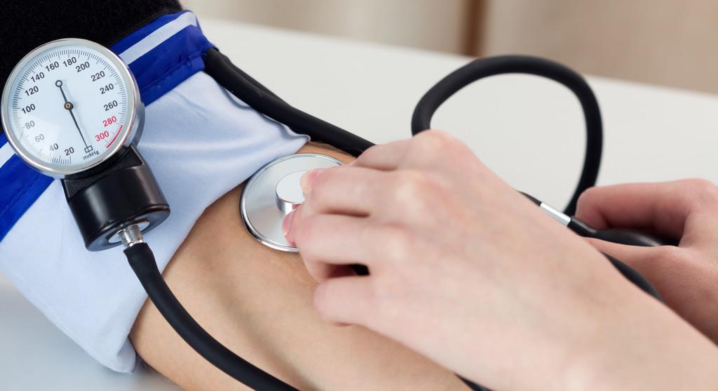 长寿|男人60岁后，晨起还有4表现，恭喜你，身体还很硬朗，容易长寿