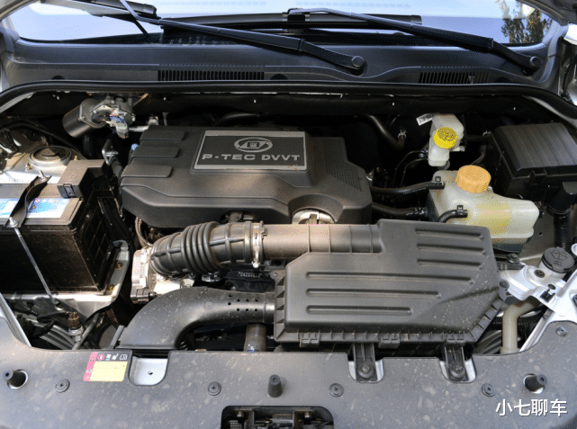 [五菱宏光S]全新款五菱宏光S来了，气场更加强大，搭1.2L四缸引擎，4.28万起