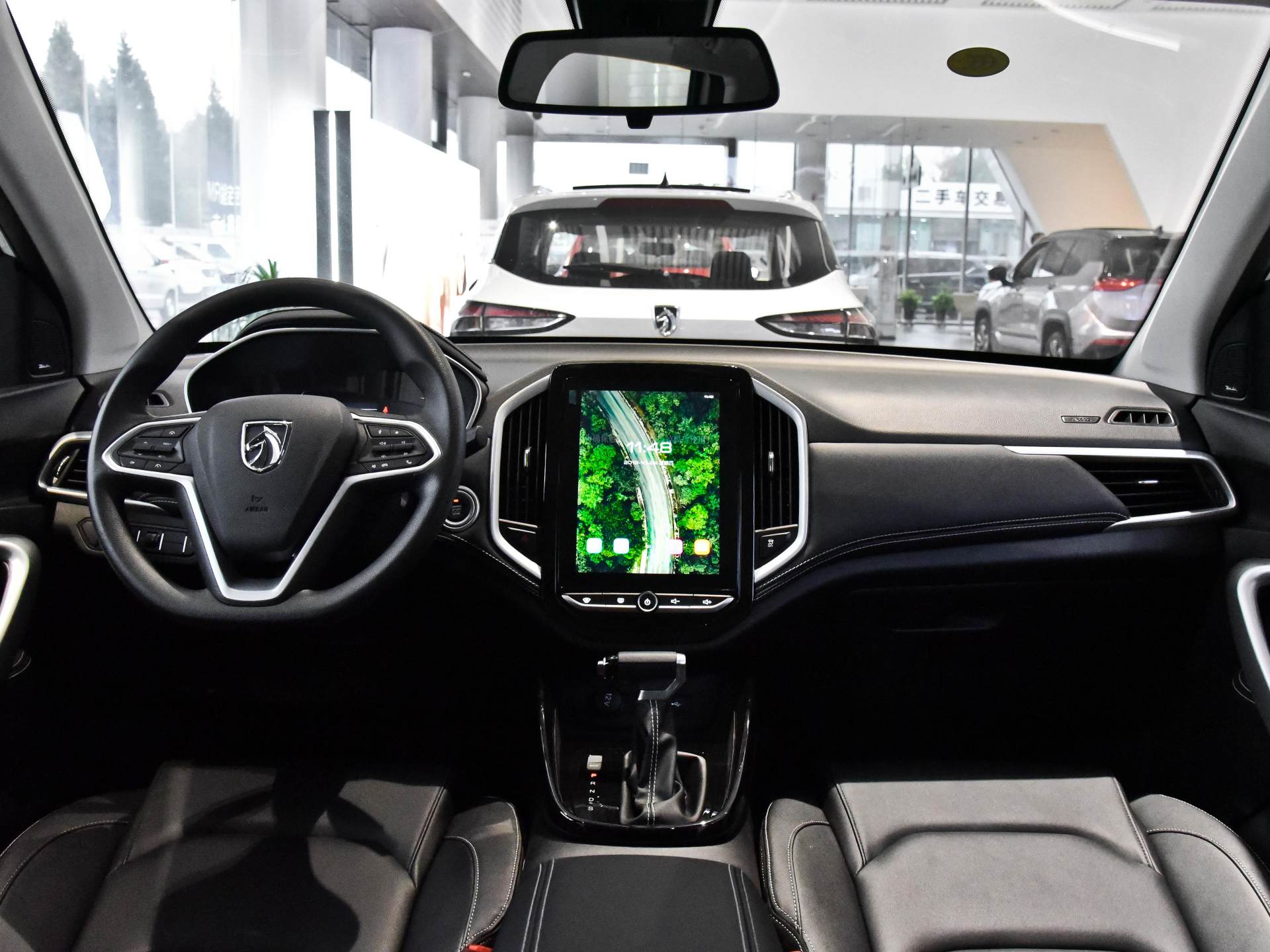 cvt|6万起售的国产黑马，轴距2.75米+6~7座，它不香嘛？