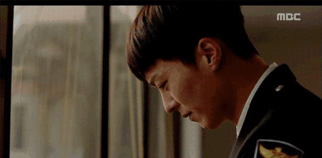 张基龙：三次和IU合作的悲情男主？看到就会想要流泪的人——张基龙~期待