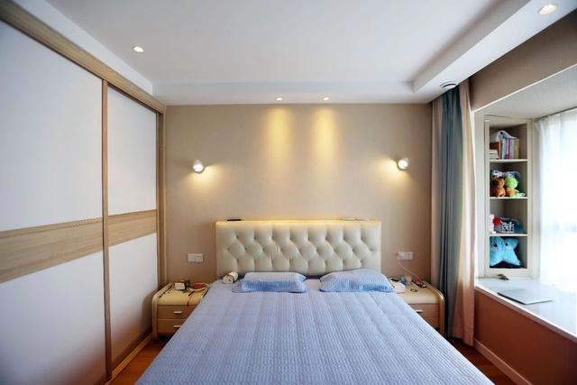 「」晒晒刚入住的新房，阳台是“大亮点”，餐边柜收纳真漂亮