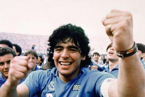 [阿根廷队]阿根廷足坛史上7大巨星，梅西老马上榜，榜首毫无争议！