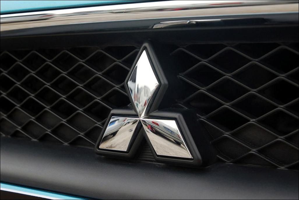 『三菱』三菱又一新款家轿来袭！帅气不输思域，搭1.8L+6AT，如何