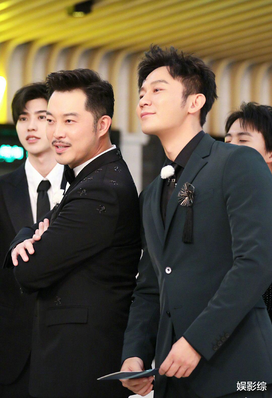 【奔跑吧兄弟】《奔跑吧》“最惨”嘉宾，游戏环节被排挤，节目中看手机被骂耍大牌