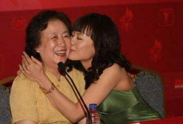 20年前，母親驚艷瞭“中國影壇”，20年後，女兒成為“全球最美”-圖2