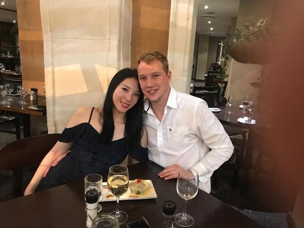 娱你有瓜|23岁模特为当最美新娘抽脂不幸身亡，未婚夫在国外痛哭哀求视频看其遗容